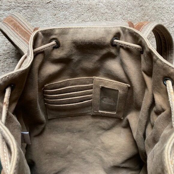 Wilson's Leather Backpack - Picture 4 of 7